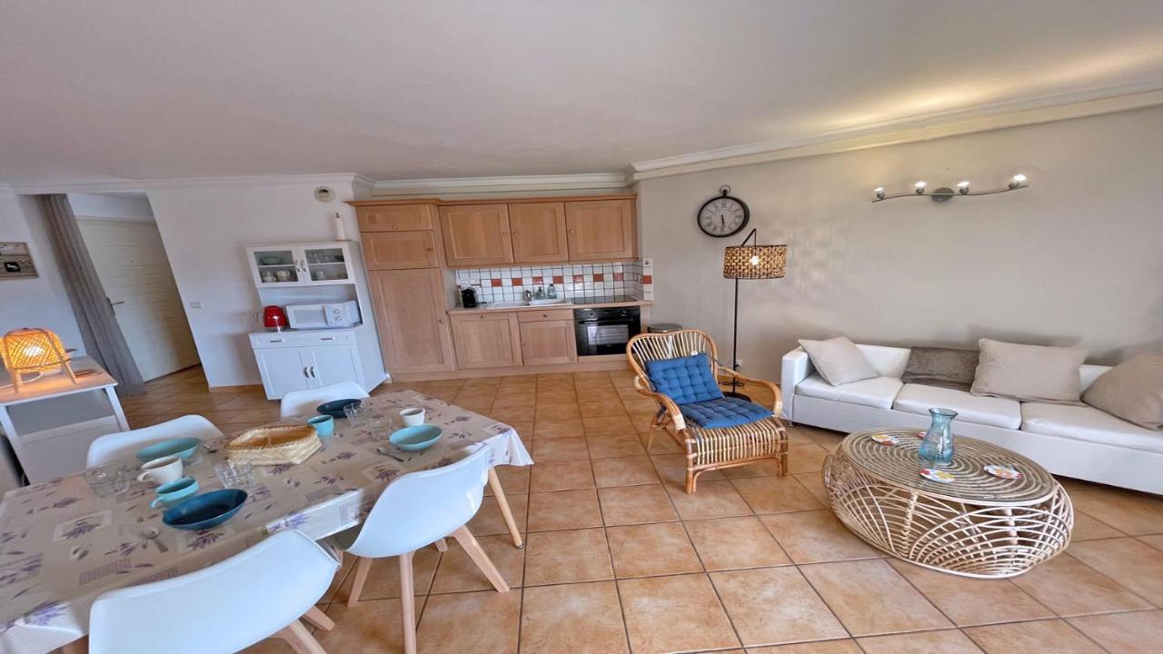 Appartement Les Pins Bleus A8 سانت ماكسيم المظهر الخارجي الصورة