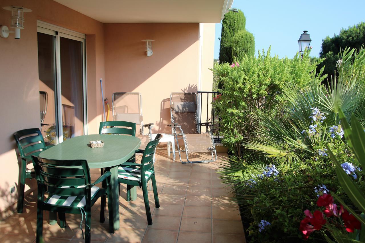 Appartement Les Pins Bleus A8 سانت ماكسيم المظهر الخارجي الصورة