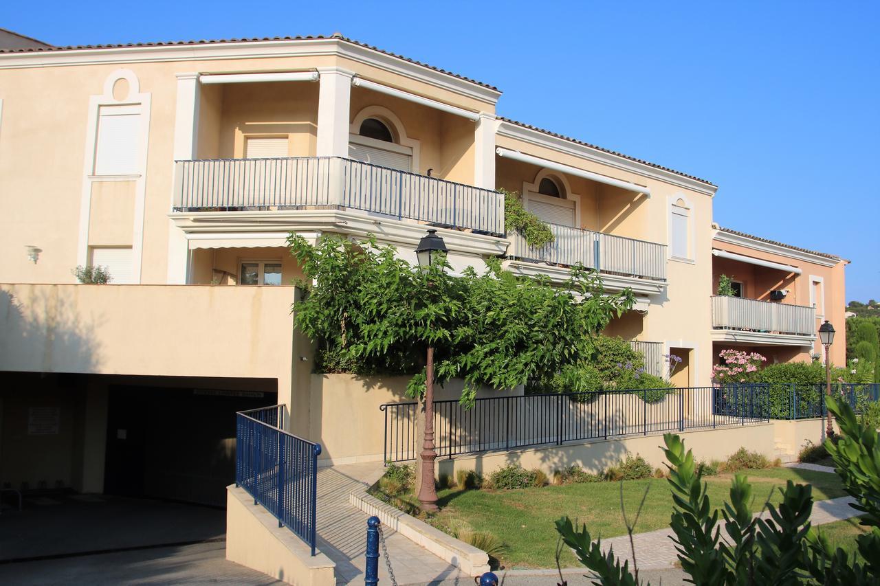 Appartement Les Pins Bleus A8 سانت ماكسيم المظهر الخارجي الصورة
